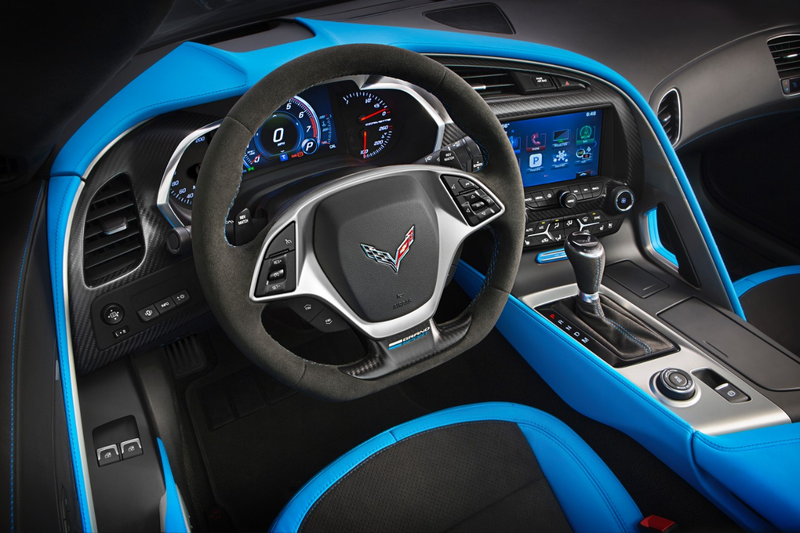 Illustration for article titled The 2017 Corvette Grand Sport Is A Track-Tastic Z06 Without A Supercharger